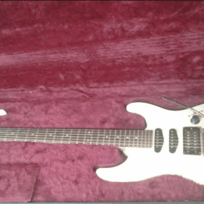 Fender  HM Strat Mid 80's  White 24 Frets image 1