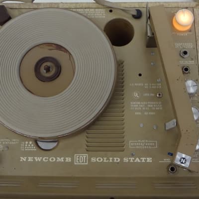 Newcomb EDT-15C Turntable Set - 1960's - For Parts or Restoration image 1