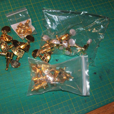 lot of (18)  gold tuners(2) 3x3  with screws & all hardware needed...(1) 6 in line w/pearloid button image 1