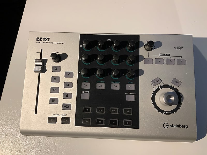 Steinberg CC121 Advanced Integration Controller 2010s - Silver