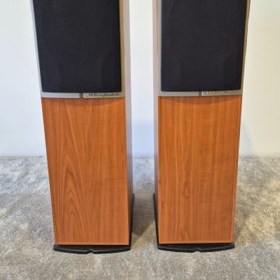 B&W Blueroom Minipods passive speakers | Reverb UK B&W Blueroom Minipods passive speakers | Reverb UK