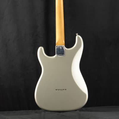 Mint Fender Robert Cray Stratocaster Inca Silver Rosewood Fingerboard image 7