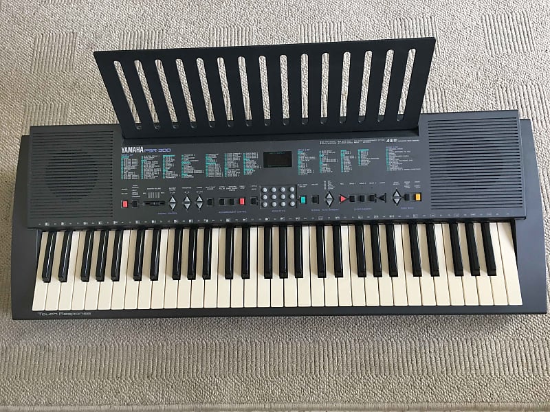 YAMAHA 電子ピアノ キーボード PSR-300 YAMAHA ヤマハ キーボード PSR-300 - メルカリ