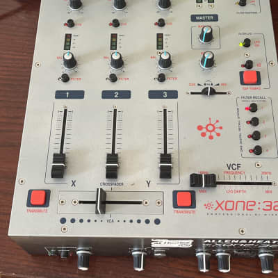 Allen & Heath XONE:32 UK SILVER image 3