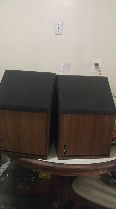 PAIR OF BOSE 2.2 VINTAGE DIRECT REFLECTING SPEAKERS / Tested, Works Great / image 1