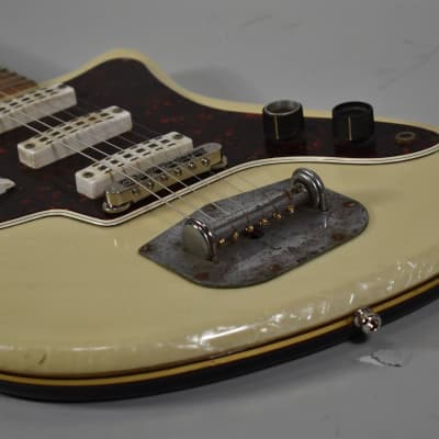1960s Eko Model 500/3 Pearl Finish Electric Guitar image 3