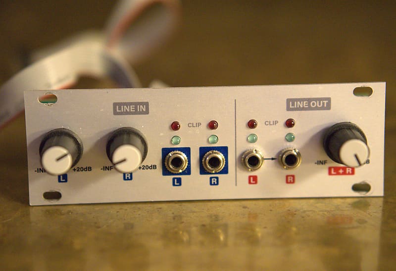 Intellijel 1u audio interface line in and line out reverb