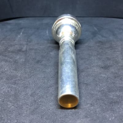 Used Bach 10C Trumpet [902] image 3