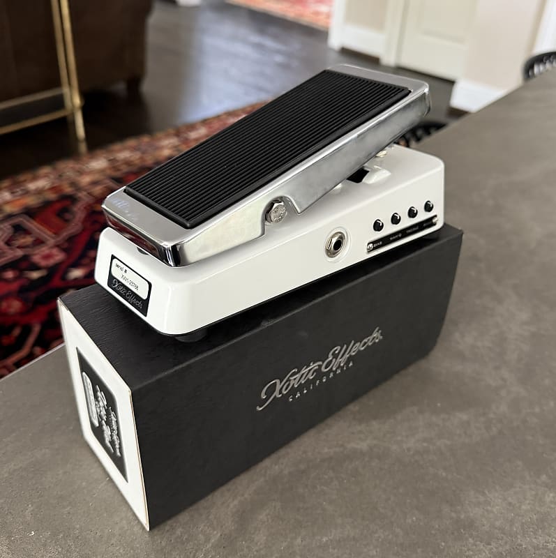 Xotic XW-1 Wah