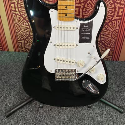 Amazon.com: Fender Vintera II '50s Stratocaster Electric