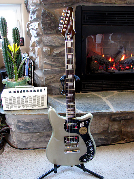 DISC Epiphone Limited Edition Wilshire Pro, TV Silver at