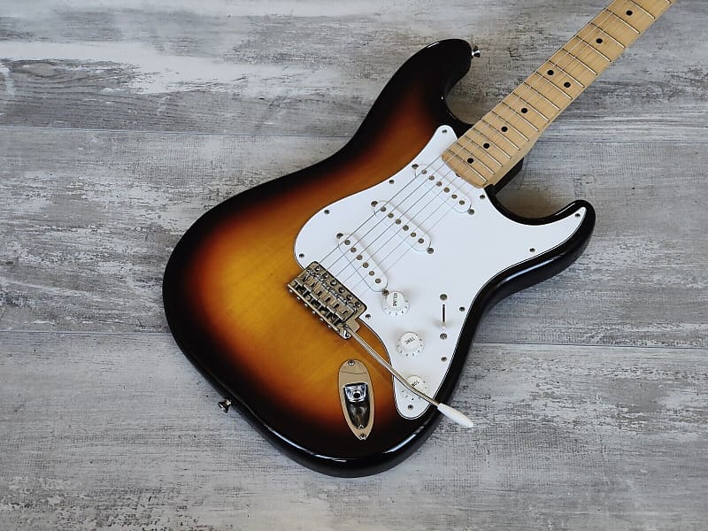 2005 Fender Japan Stratocaster Standard (Sunburst/Maple) | Reverb