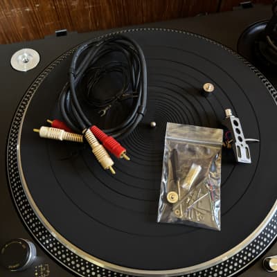 Technics SL-1200MK4 Black color Analog DJ Turntable w/ box image 15