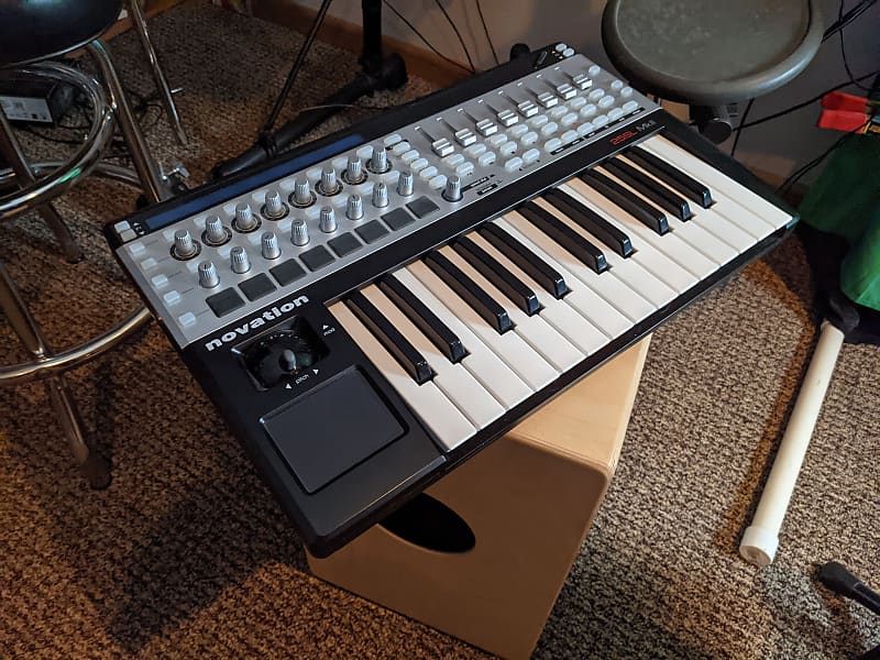 Novation 25SL MKII 25 Key MIDI Controller | Reverb