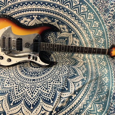 1960s Standel Custom Deluxe Sunburst Solid-body Electric Guitar with Hardshell Case image 8