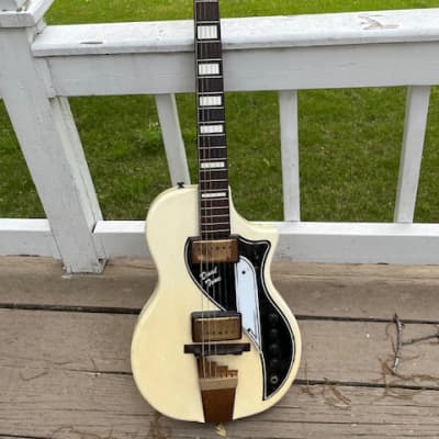 Supro Dual Tone White | Reverb