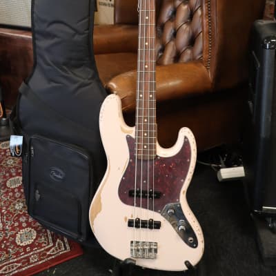 Fender  Flea Jazz Bass, Roadworn Shell Pink #696 for sale