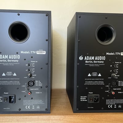 ADAM Audio T7V 7