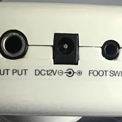 Vintage 1984 Suzuki Omnichord OM-84 System Two With OMC-2 Plastic Case image 3