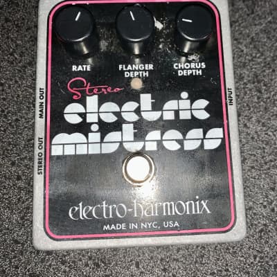 Electro Harmonix stereo Electric mistress flanger guitar effects fx pedal