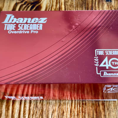 Ibanez TS808 Tube Screamer 40th Anniversary 2019 - Ruby Red Sparkle image 3
