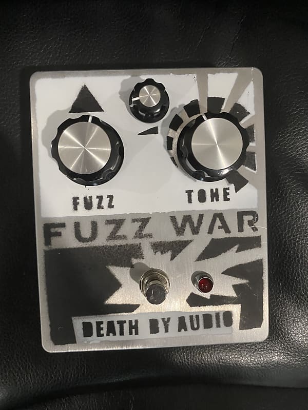 Death By Audio Fuzz War