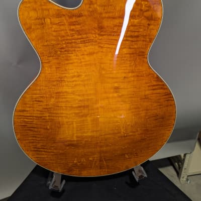Eastman AR580CE-HB Honeyburst Archtop Electric Guitar w/ Hardshell Case image 5