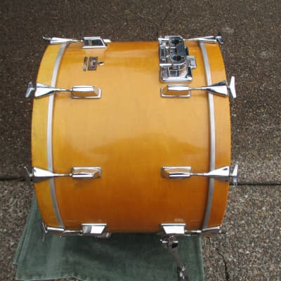 Pearl Vintage All Maple 24 X 16 Bass Drum, Japan Made, 10