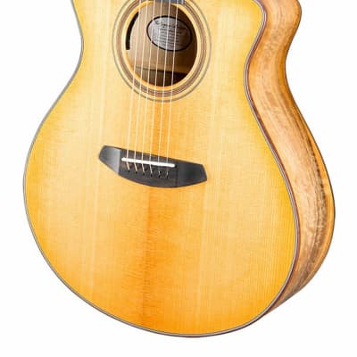 Breedlove Artista Concert Natural Shadow Acoustic-Electric Guitar-SN2581 image 2