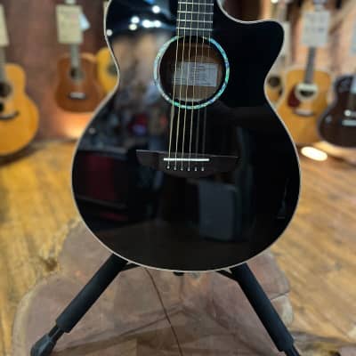 Faith FECV Eclipse Series, Venus Electro Acoustic Guitar, with hardcase for sale