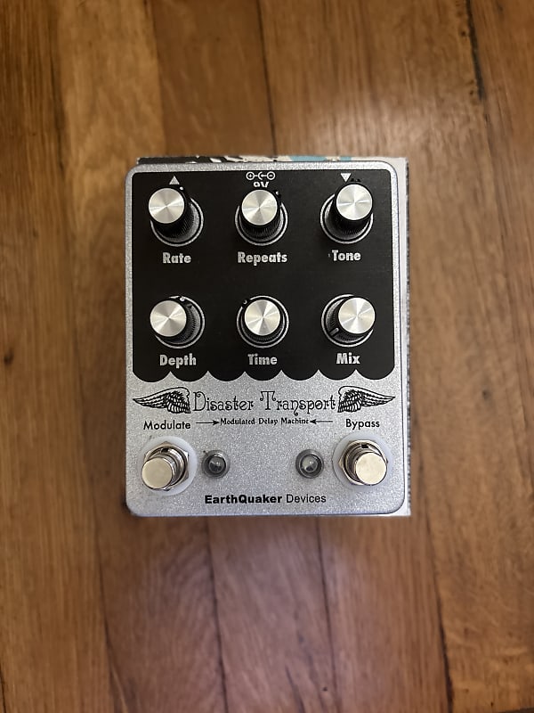 EarthQuaker Devices Disaster Transport Modulated Delay Machine