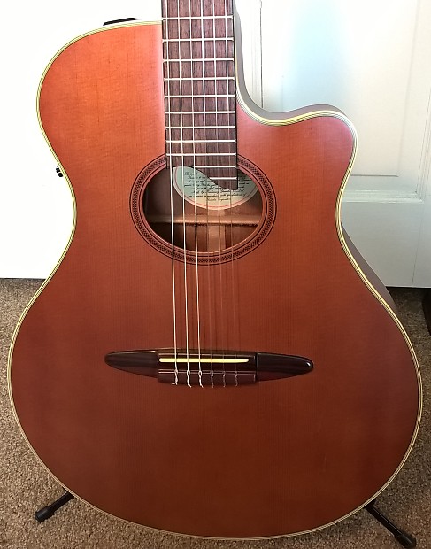 Yamaha APX-6NA Electric/Acoustic Classical Guitar--Exc Cond; Built-In  Electronics; 24 frets; w/ HSC
