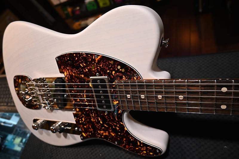 Tom Anderson T Icon 2022 J-Trem Satin Translucent White Dark