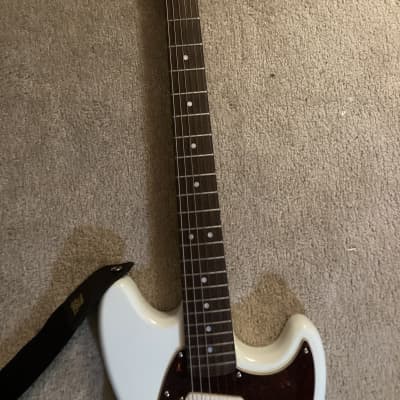 Squier kurt cobain MOD mustang Sonic blue | Reverb Squier kurt cobain MOD mustang Sonic blue | Reverb
