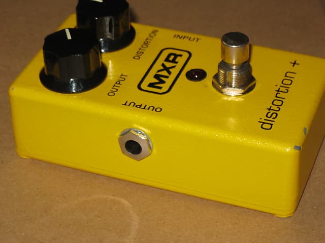 used MXR Distortion + M104 Reissue ANALOG (2010s) + feet (NO