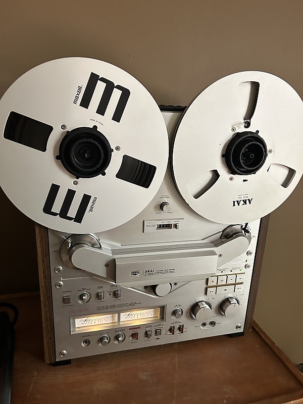 Akai GX-646 Reel to Reel 4 Track Stereo Tape Deck 1981-1984  			