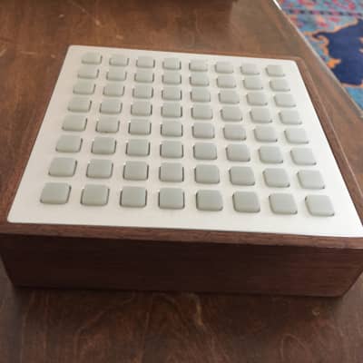 Monome 64 Grid | Reverb