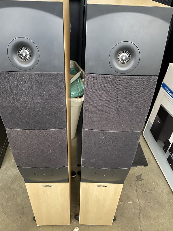 Energy floor speaker pair with build in subwoofer  Exl28p