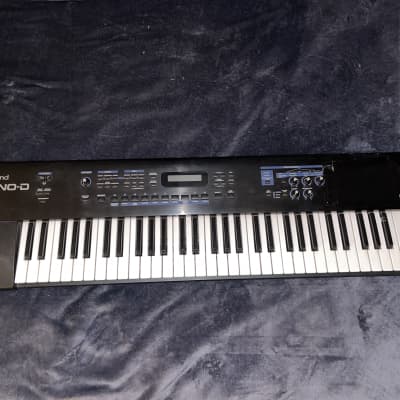 Roland Juno D 61-Key Synthesizer 2004 - 2007 - Black