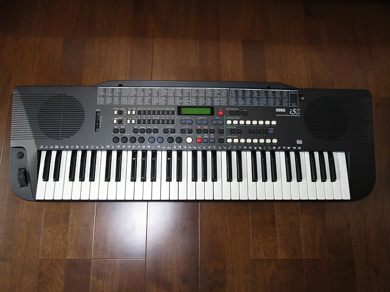 Korg i5S Interactive AI2 Synthesizer Auto-Accompaniment