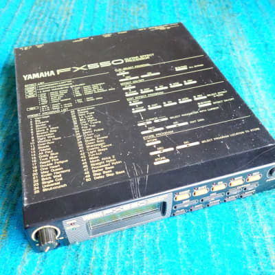 Yamaha FX550 Guitar Simul Effect Processor / Multi-Effects