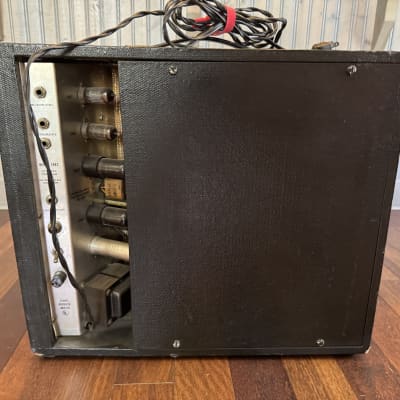 Silvertone 1482 1x12 Guitar Combo 1960s - Black image 3