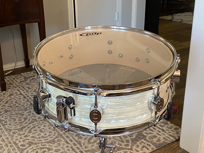 Pacific PDP CX Series 5x14 Snare Drum, North American Maple, White Marine  Pearl Wrap ** VIDEO**
