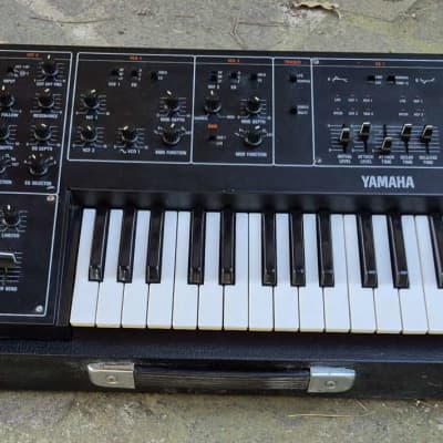 YAMAHA CS30L Vintage Analog VERY RARE Synth