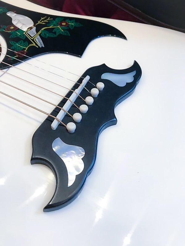 Gibson Acoustic Custom Shop Limited Edition White Dove Gibson Acoustic Custom Shop Limited Edition White Dove