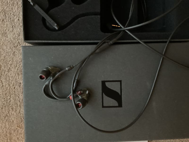 Sennheiser IE 400 pro in ear monitors. | Reverb