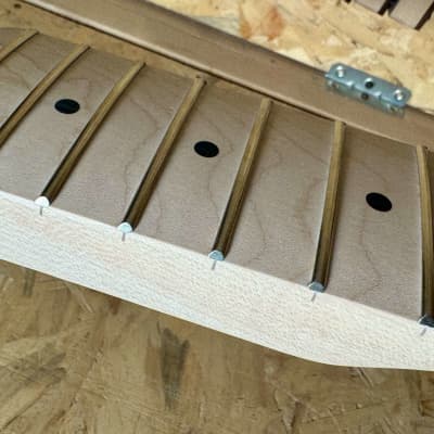 Luthier Made Jazz bass neck - Natural image 10