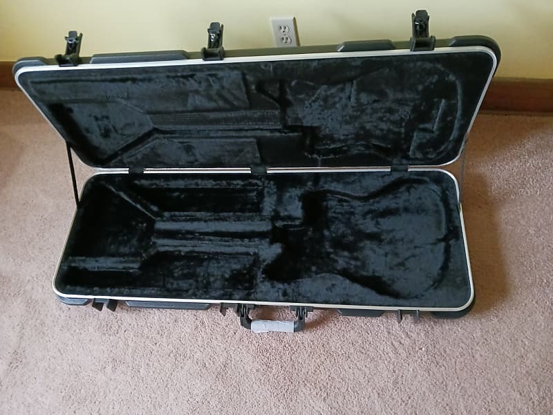 SKB Jazzmaster/Jaguar Case 22' Blk Reverb