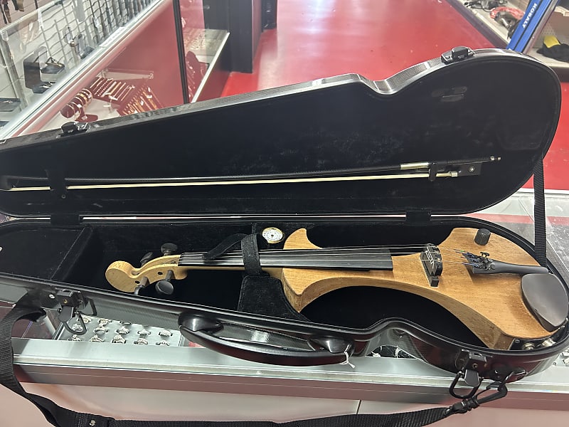 Zeta strados natural reverb