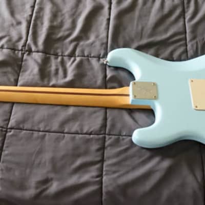 Fender Player Series Stratocaster with Maple Fretboard, Sonic Blue image 3